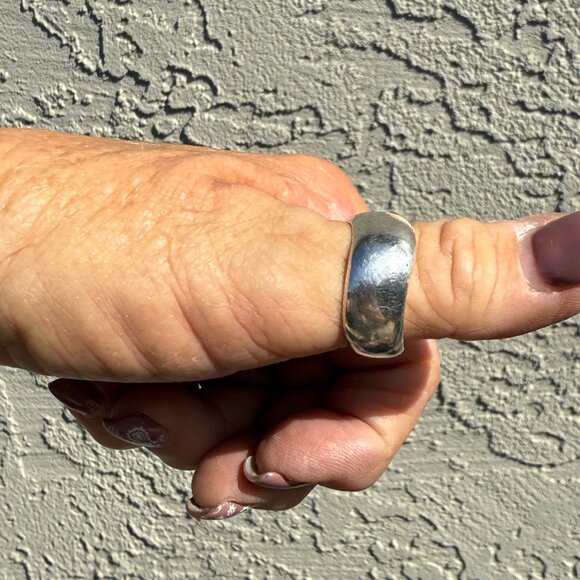 Vintage Sterling Silver Wavy Band ring Size 11 - Picture 2 of 8